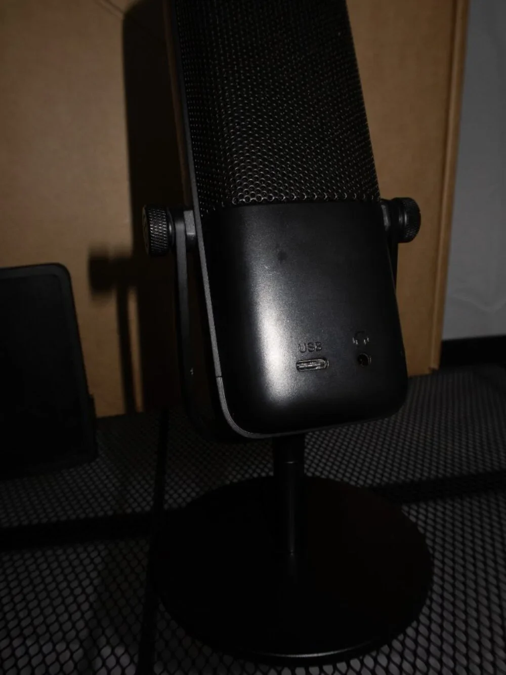 Elgato Wave 3 USB Microphone full kit (pop-screen, boom mic-arm, shock mount)